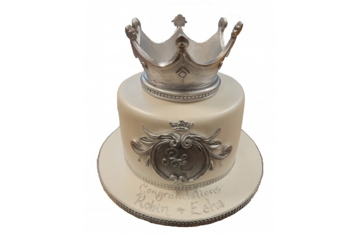 Crown & Plaque Cake